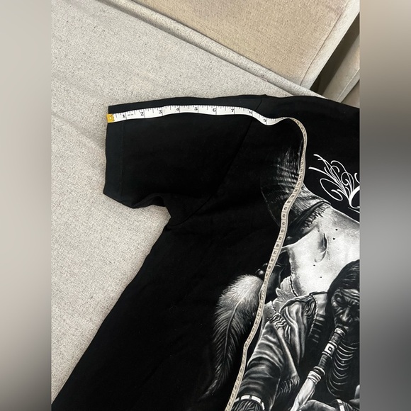 David Gonzales Men's Chiefin Native American Indian DGA Art T Shirt- size L - Picture 6 of 6